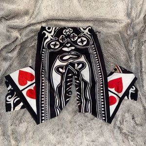 Queen of Hearts Leggings